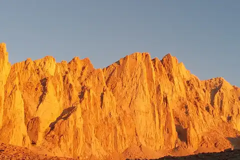 惠特尼峰